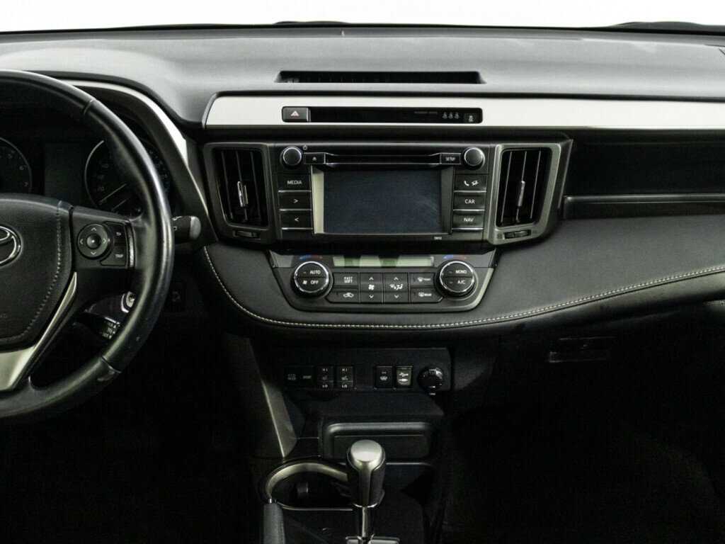 Toyota RAV4 2016 года с пробегом. Фото: #13