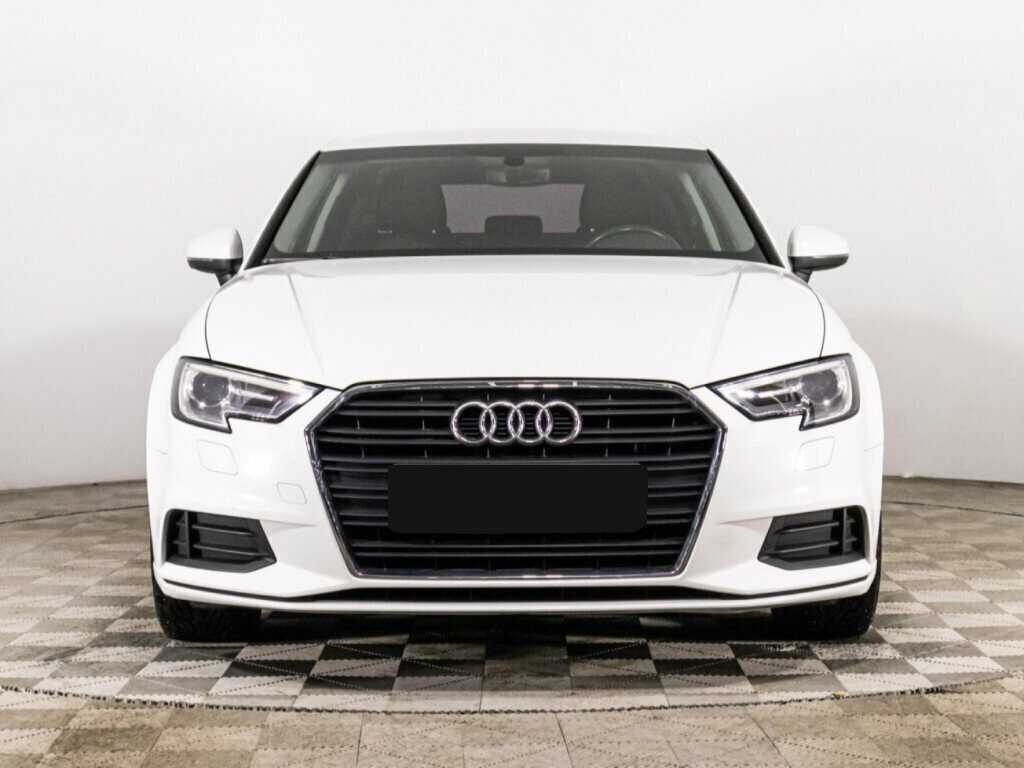 Audi A3 2017 года с пробегом. Фото: #1