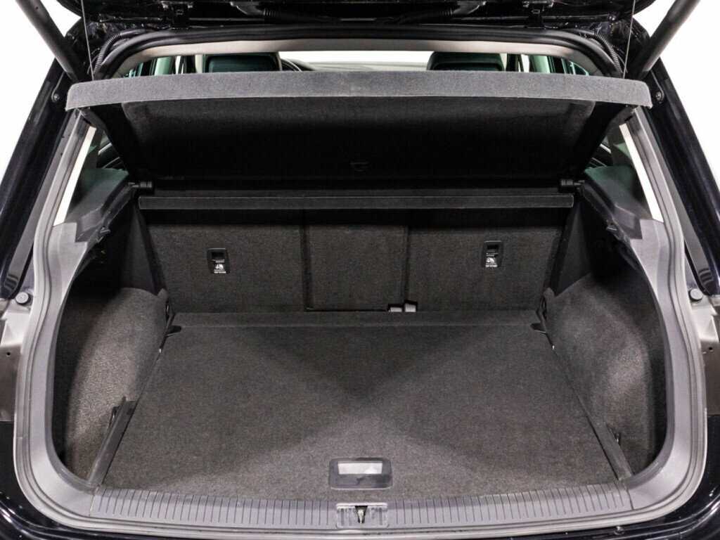 Volkswagen Tiguan 2020 года с пробегом. Фото: #14
