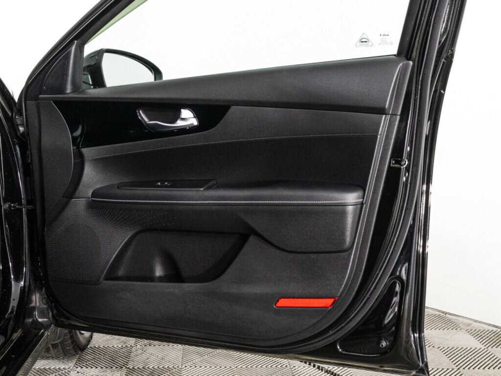 Kia Cerato 2022 года с пробегом. Фото: #27