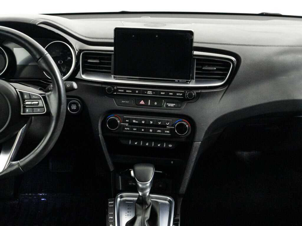 Kia Ceed 2020 года с пробегом. Фото: #13