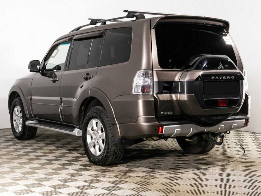 Mitsubishi Pajero 2014 года с пробегом. Фото: #6