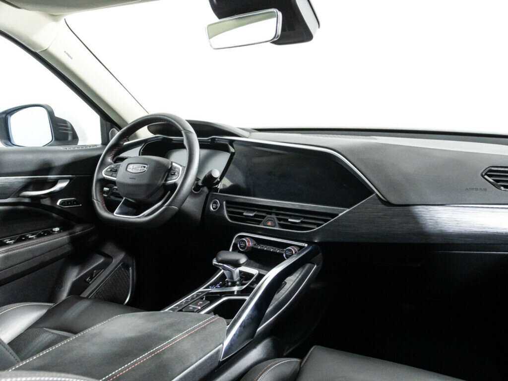 Geely Tugella 2022 года с пробегом. Фото: #8