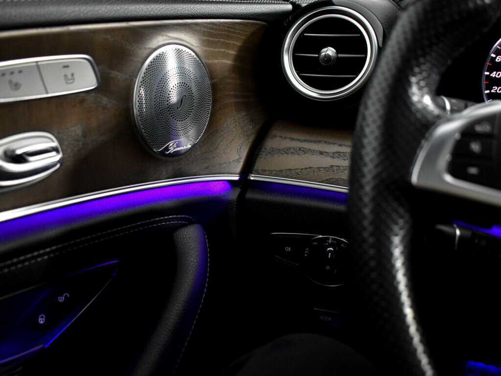 Mercedes-Benz E-Класс 2017 года с пробегом. Фото: #16