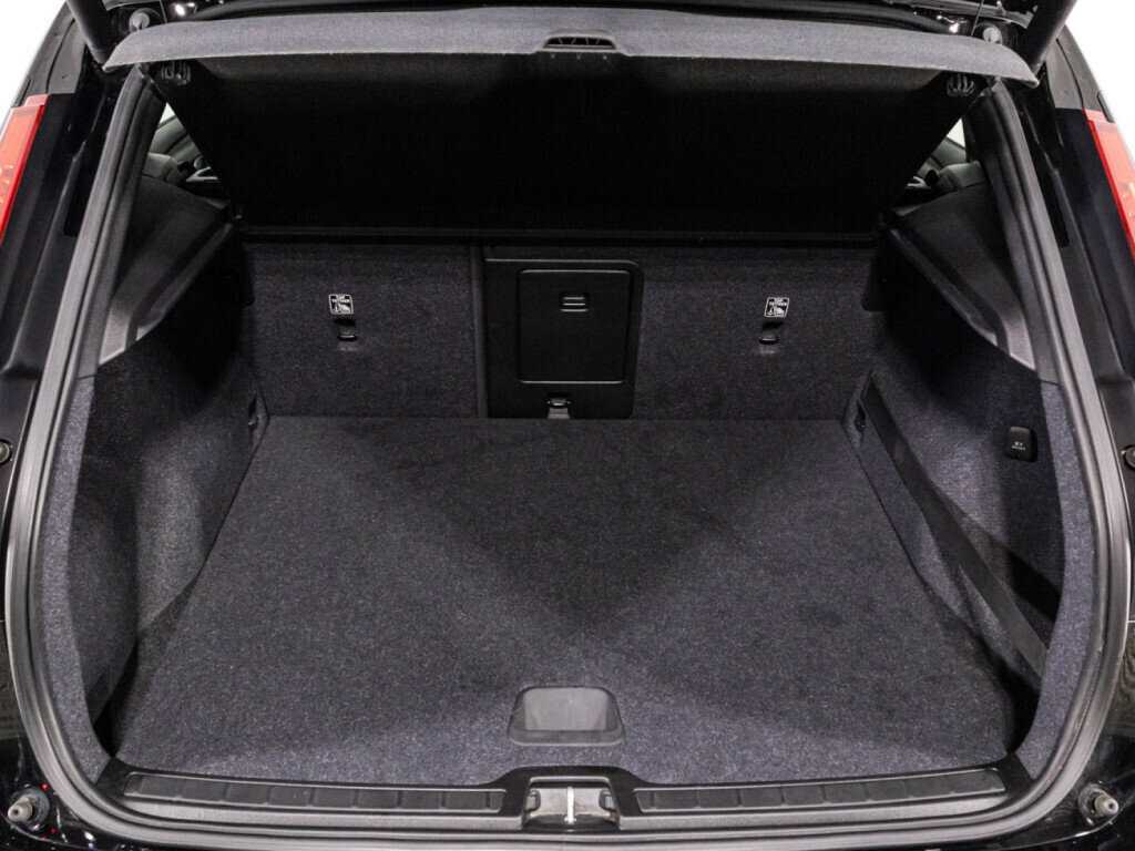 Volvo XC40 2019 года с пробегом. Фото: #14