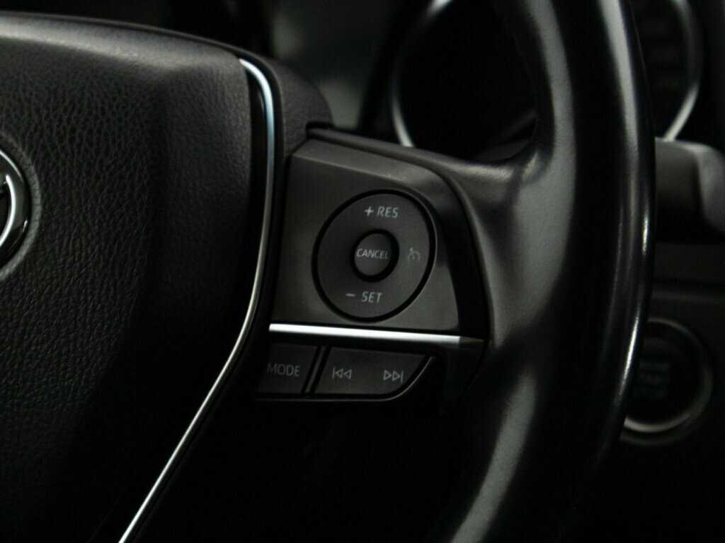 Toyota Camry 2021 года с пробегом. Фото: #18