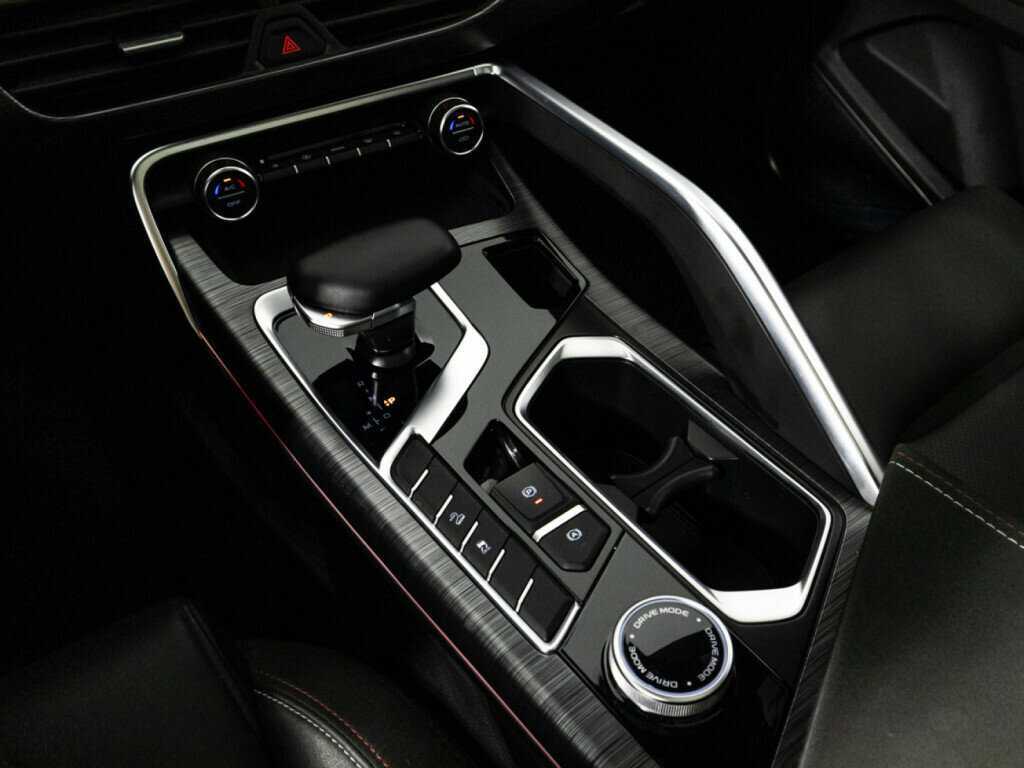 Geely Tugella 2022 года с пробегом. Фото: #19