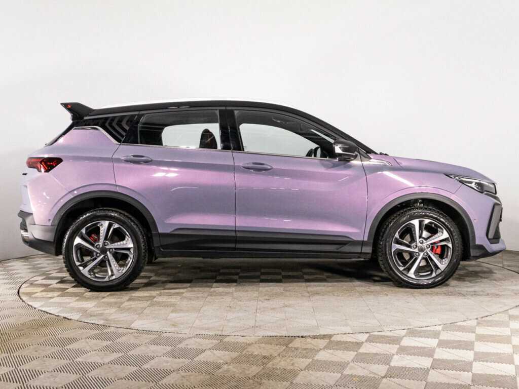 Geely Coolray 2023 года с пробегом. Фото: #3