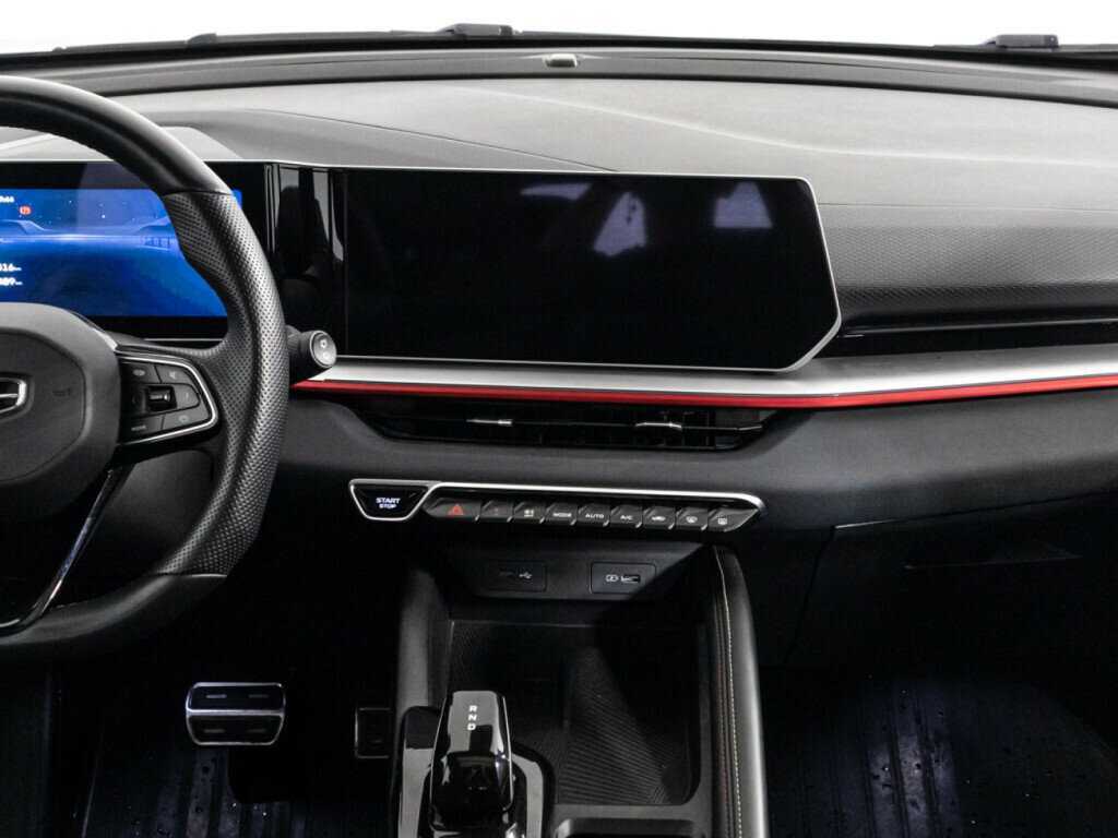 Geely Coolray 2023 года с пробегом. Фото: #13