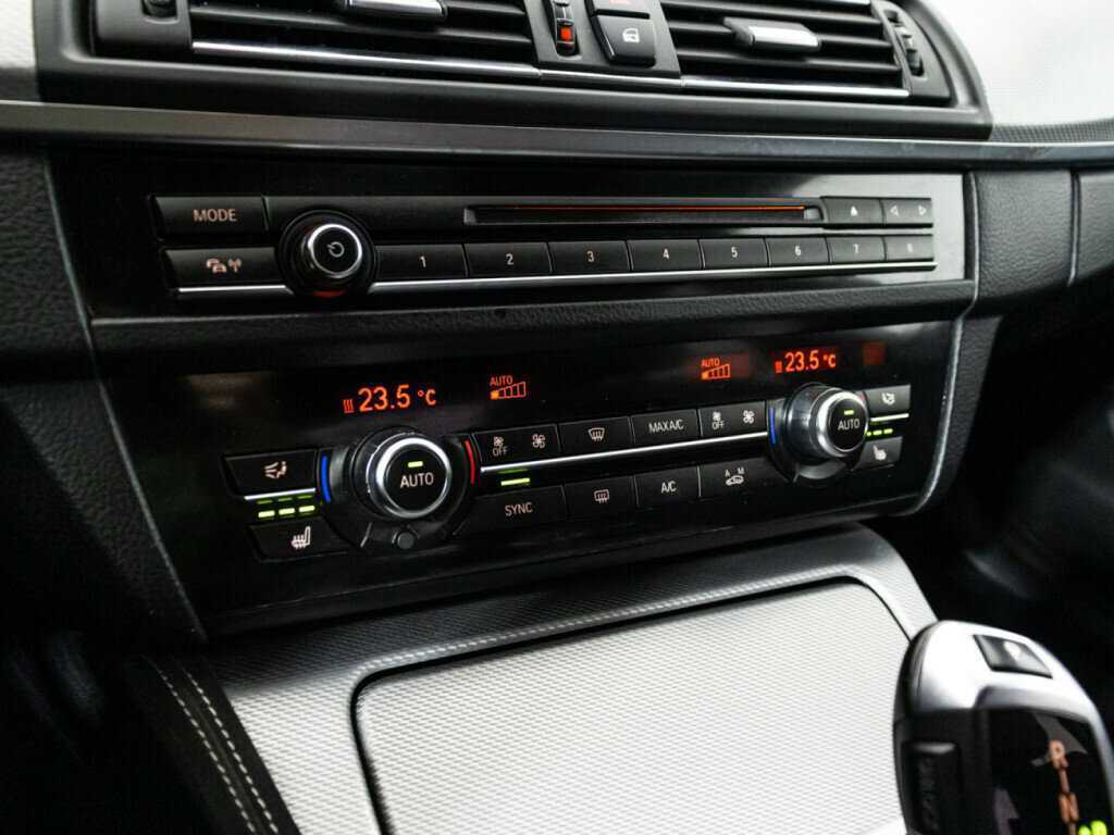 BMW 5 серии 2016 года с пробегом. Фото: #17