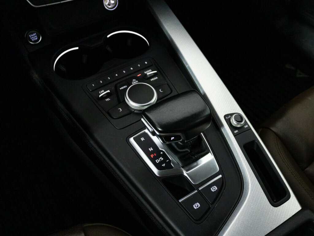 Audi A4 2016 года с пробегом. Фото: #16