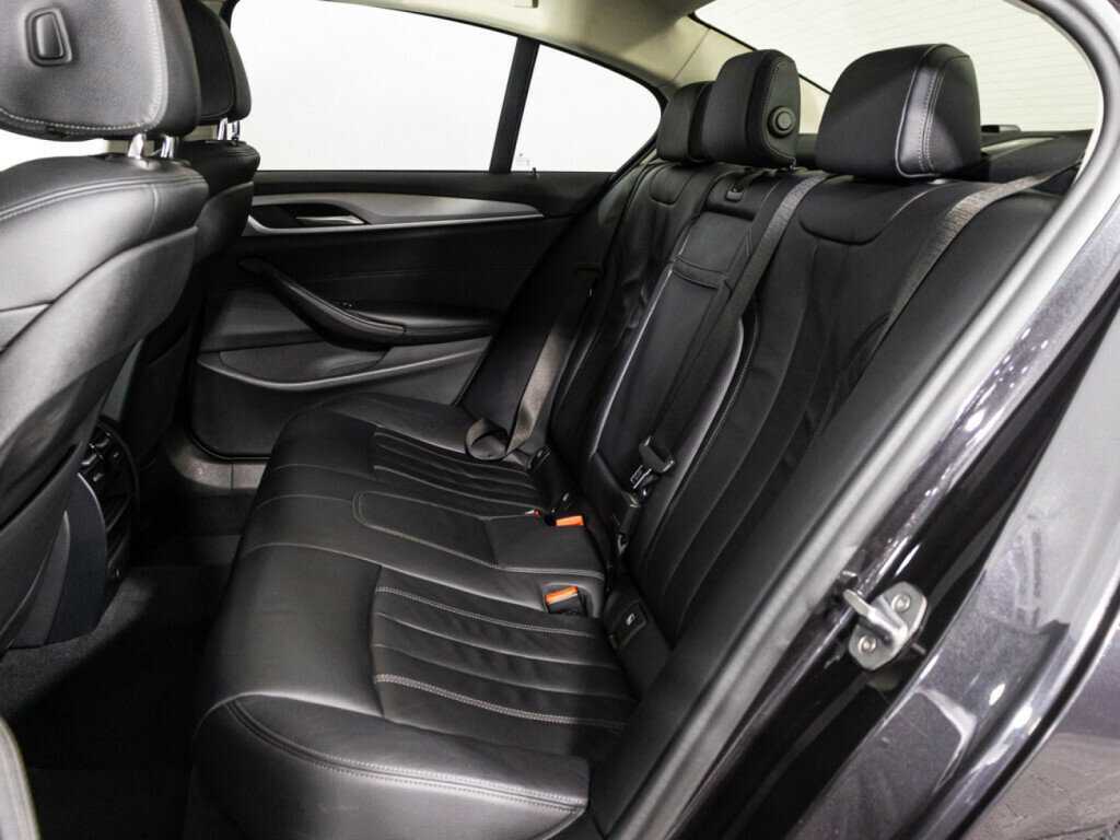 BMW 5 серии 2018 года с пробегом. Фото: #9