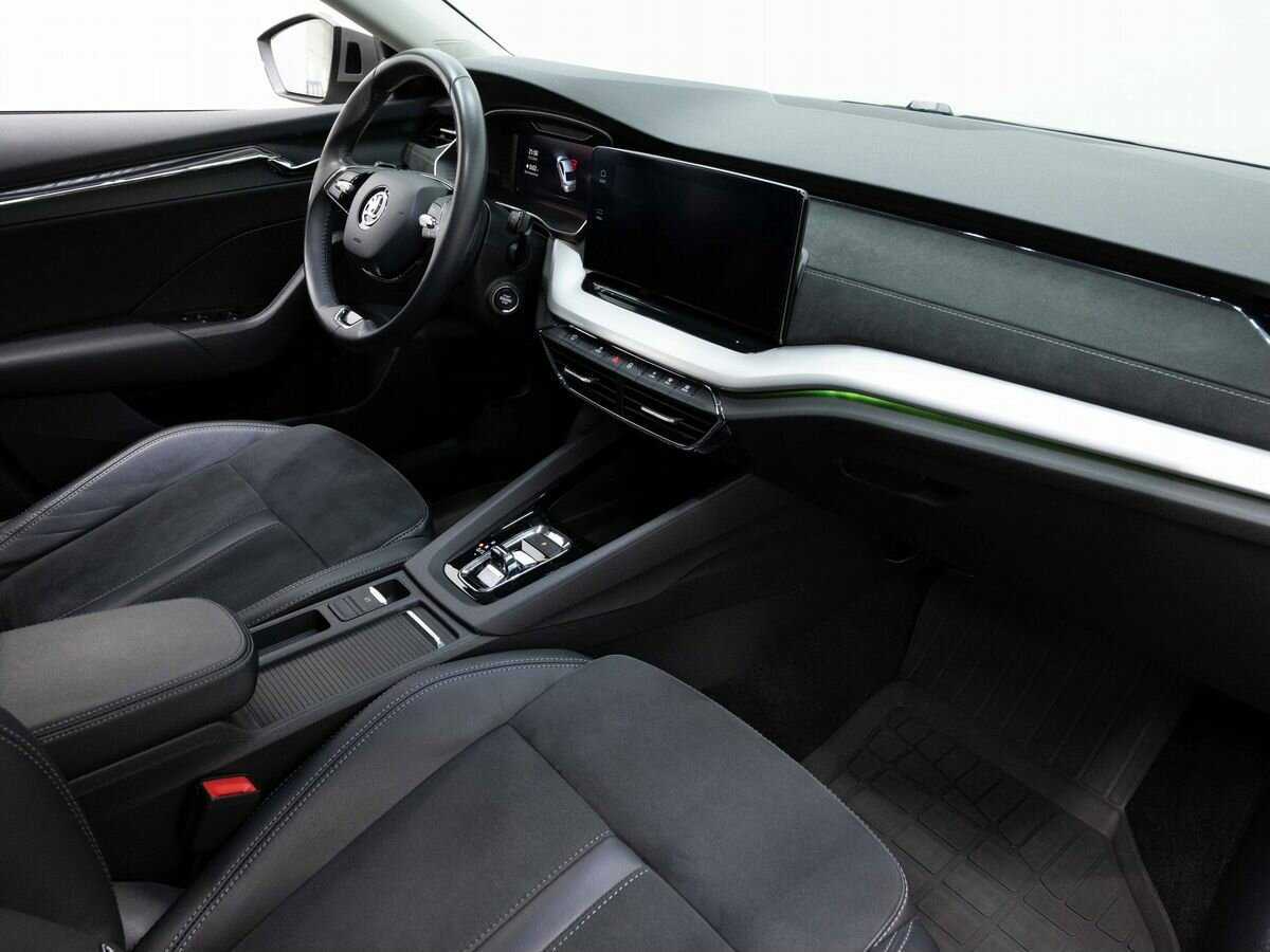 Skoda Octavia 2021 года с пробегом. Фото: #12