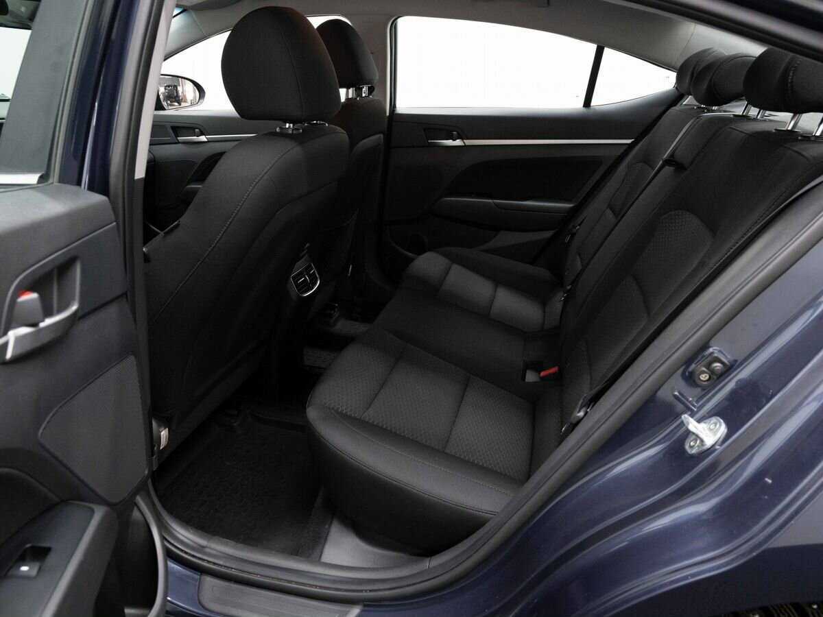Hyundai Elantra 2020 года с пробегом. Фото: #10