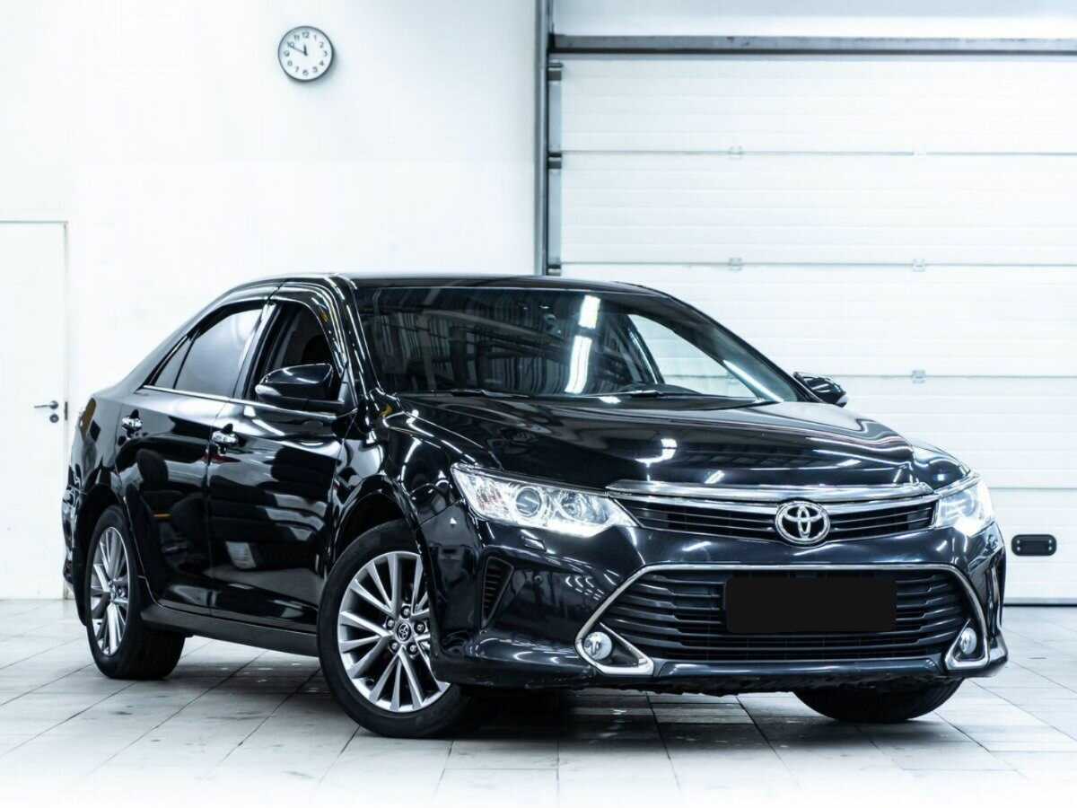 Toyota Camry 2017 года с пробегом. Фото: #1