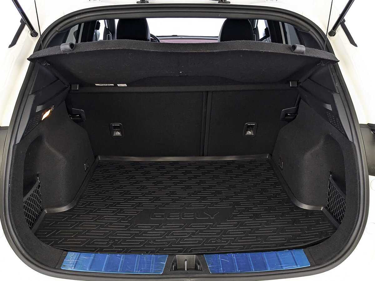 Geely Coolray 2023 года с пробегом. Фото: #9