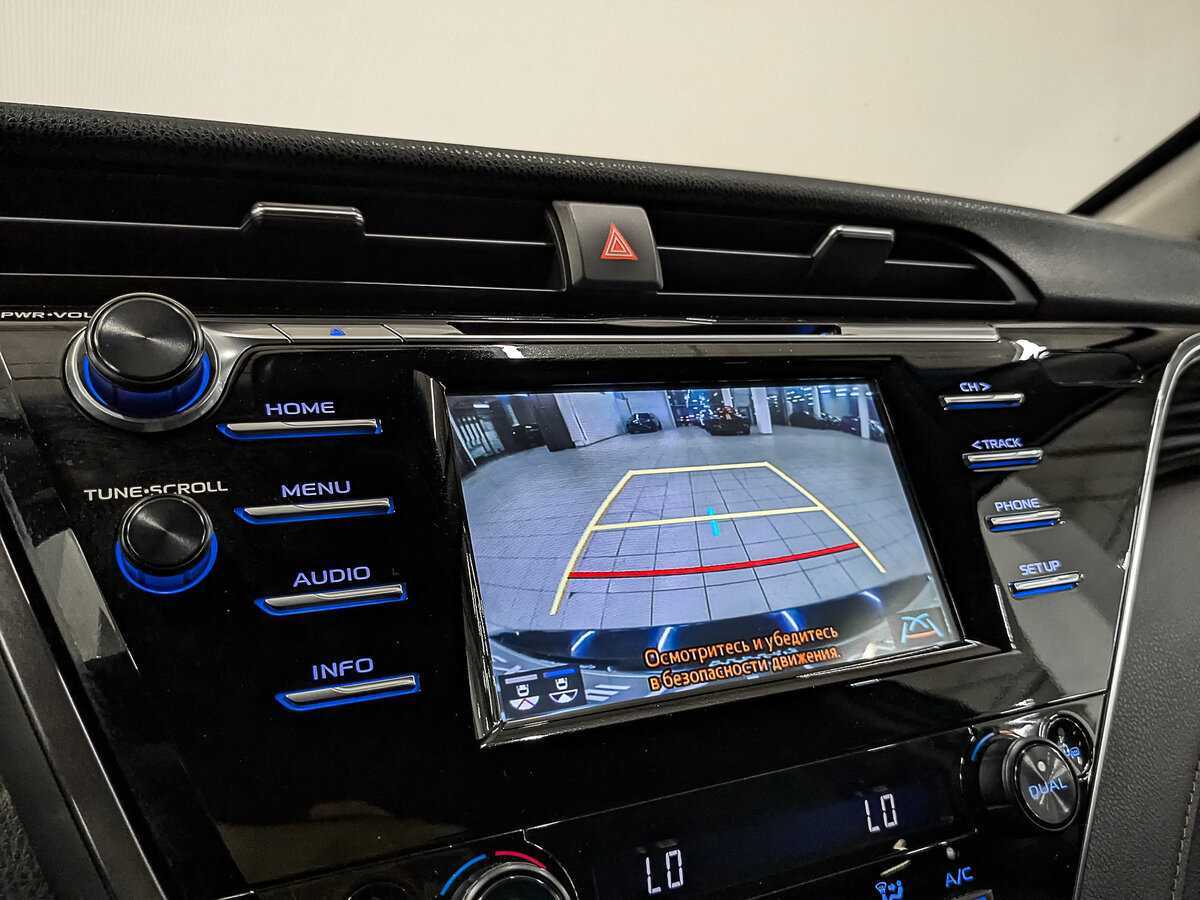 Toyota Camry 2018 года с пробегом. Фото: #26