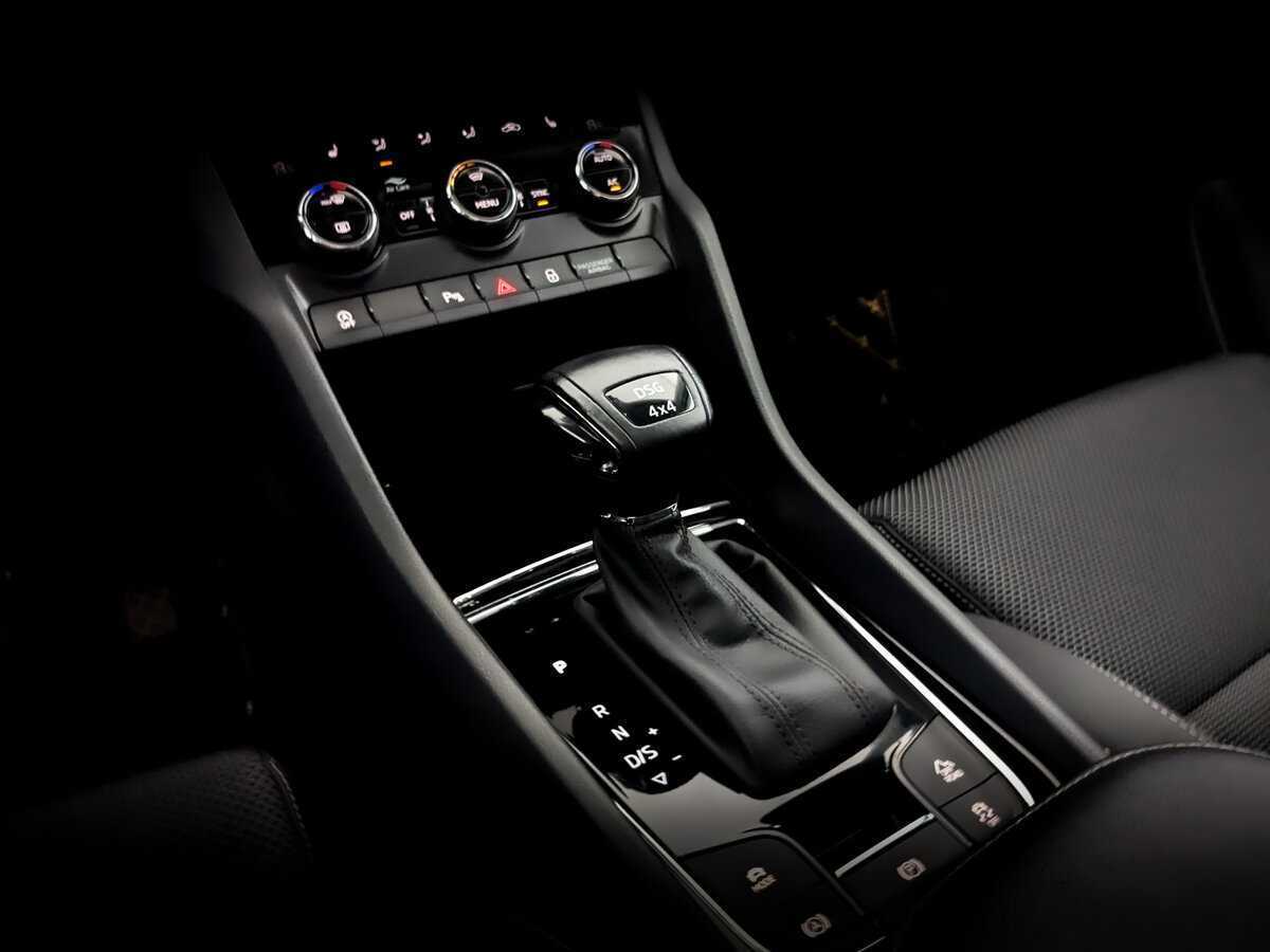 Skoda Karoq 2021 года с пробегом. Фото: #24