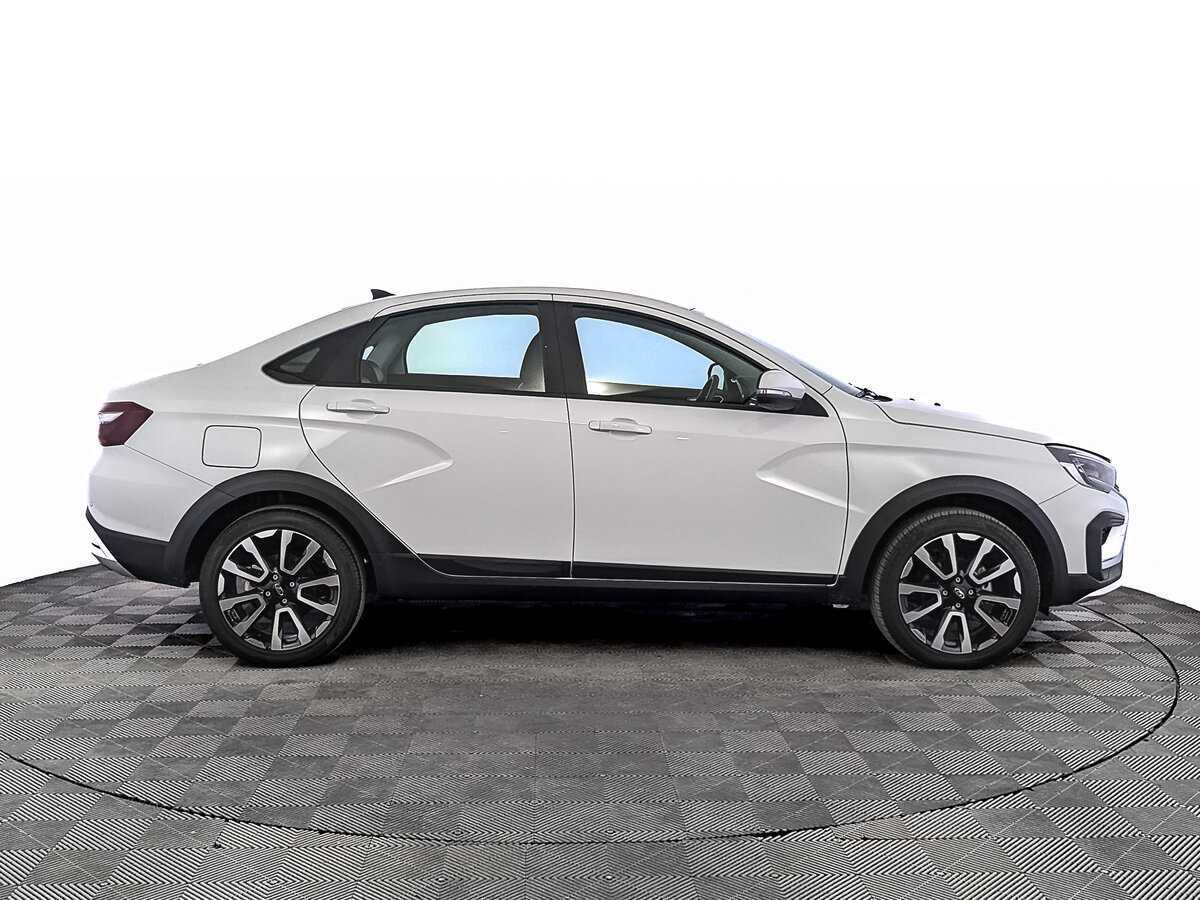 Lada (ВАЗ) Vesta 2024 года с пробегом. Фото: #3