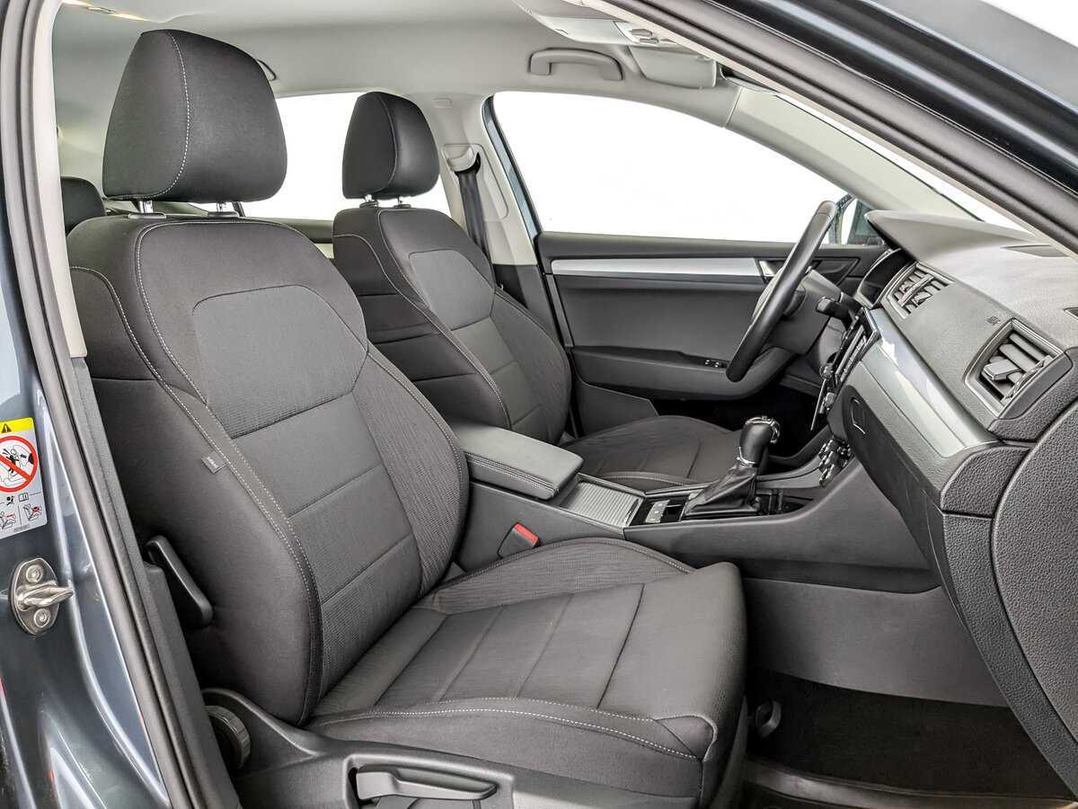 Skoda Superb 2018 года с пробегом. Фото: #21