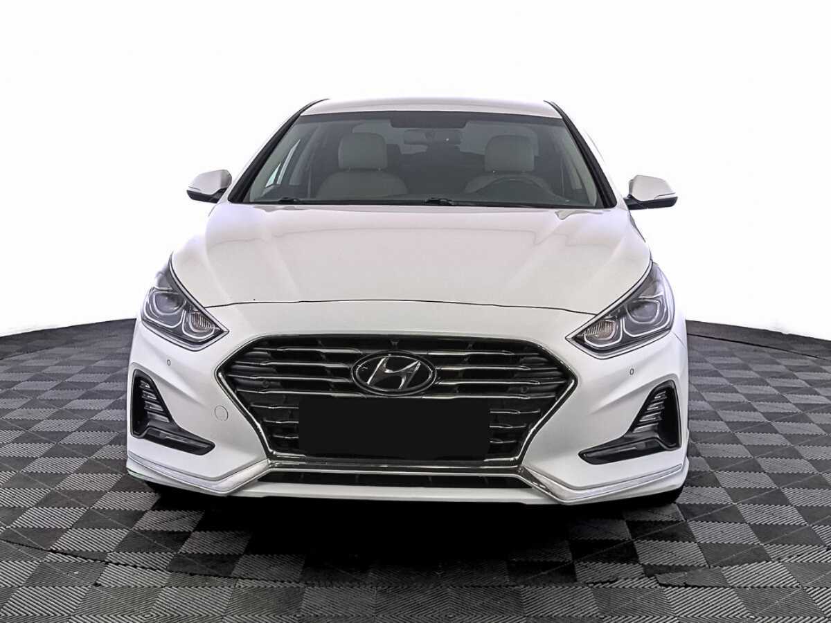 Hyundai Sonata 2019 года с пробегом. Фото: #1