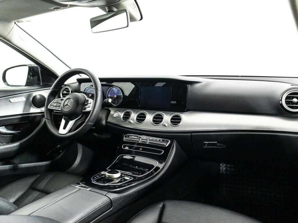 Mercedes-Benz E-Класс 2019 года с пробегом. Фото: #8