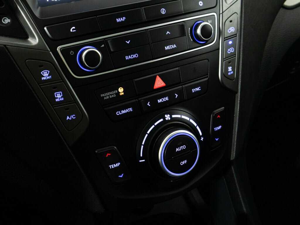 Hyundai Santa Fe 2018 года с пробегом. Фото: #15