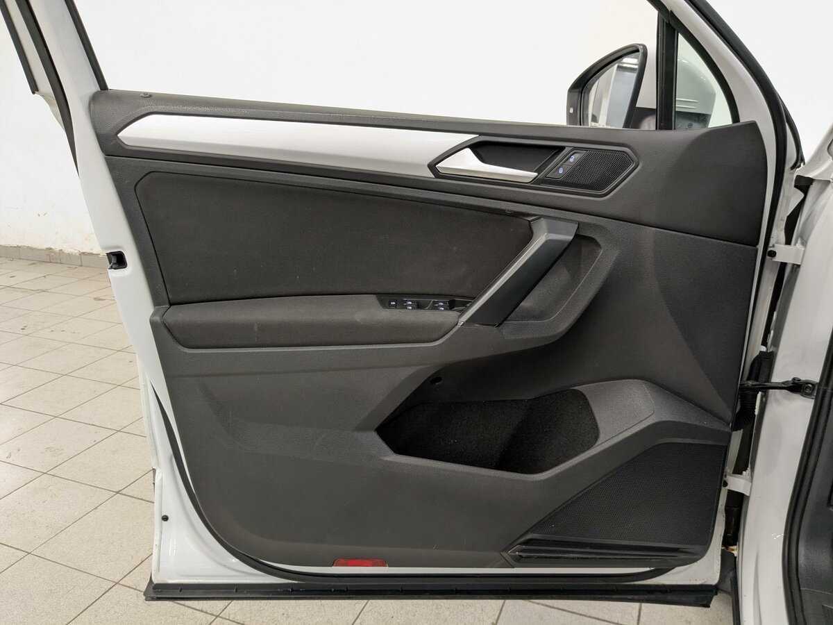 Volkswagen Tiguan 2021 года с пробегом. Фото: #18
