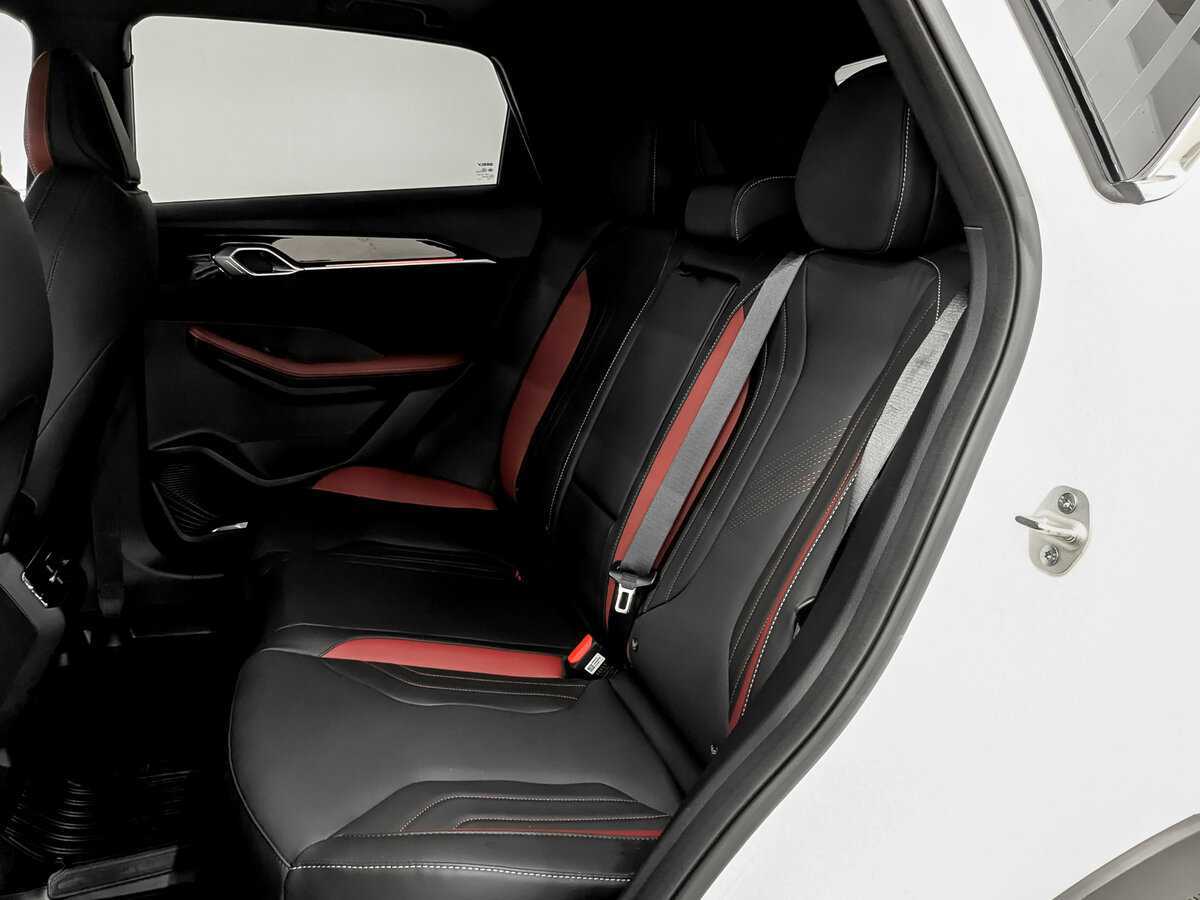 Geely Coolray 2024 года с пробегом. Фото: #11