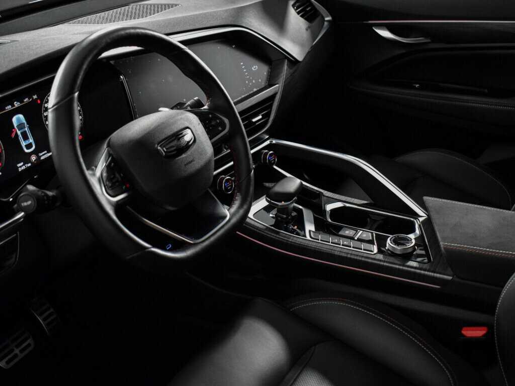 Geely Tugella 2022 года с пробегом. Фото: #12