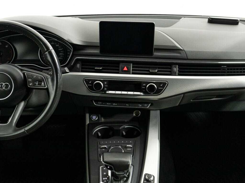 Audi A4 2015 года с пробегом. Фото: #13