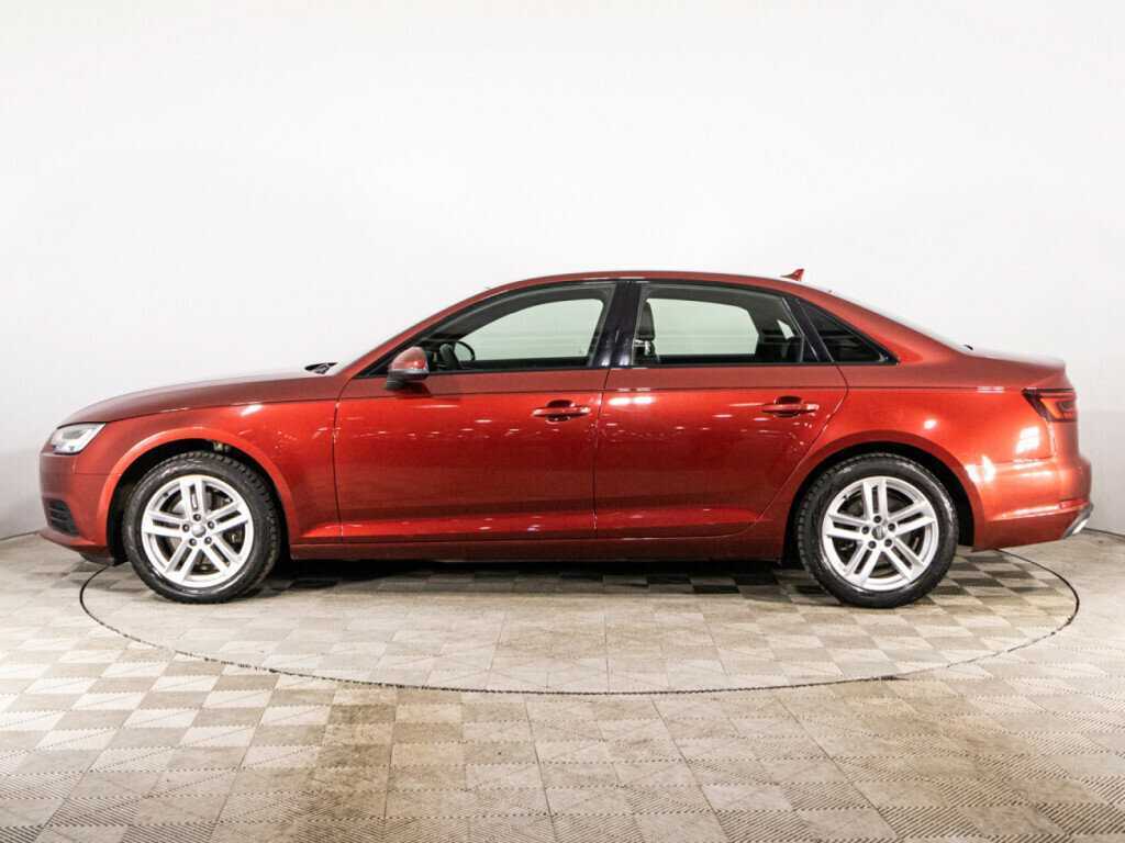 Audi A4 2019 года с пробегом. Фото: #7