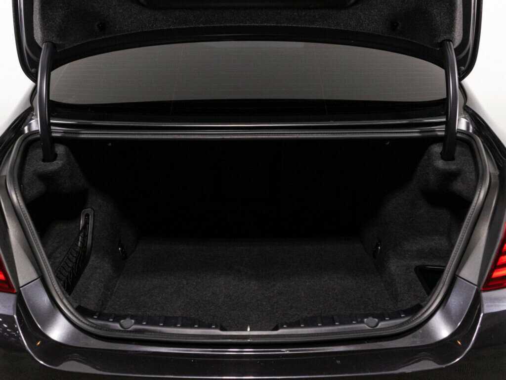 BMW 5 серии 2012 года с пробегом. Фото: #14