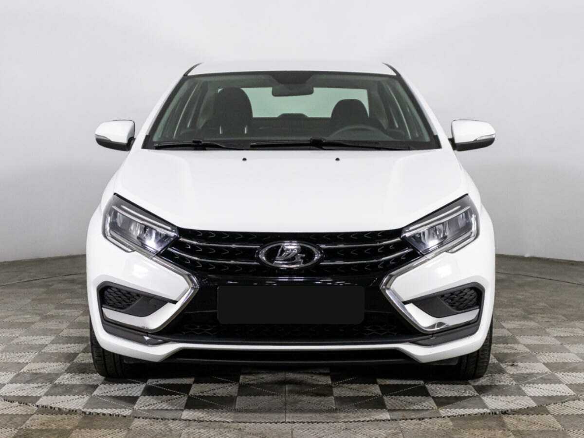 Lada (ВАЗ) Vesta 2023 года с пробегом. Фото: #1