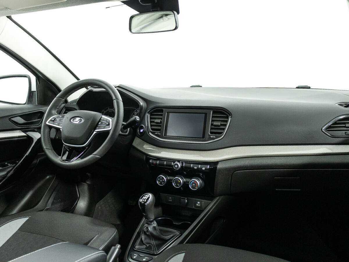 Lada (ВАЗ) Vesta 2023 года с пробегом. Фото: #8