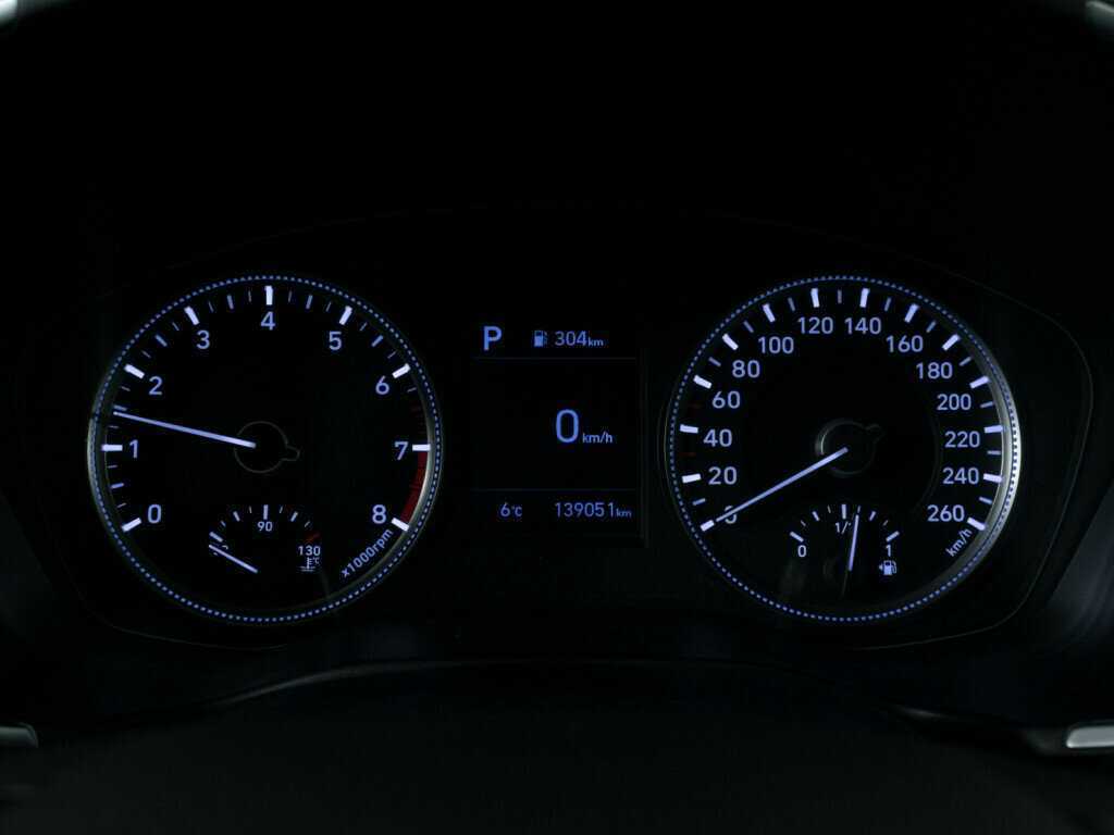 Hyundai Santa Fe 2019 года с пробегом. Фото: #13