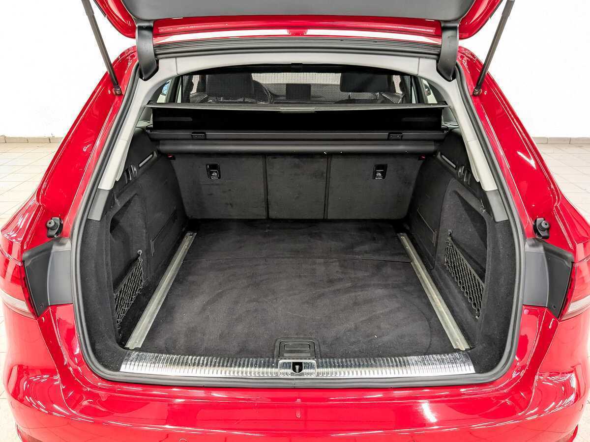 Audi A4 2017 года с пробегом. Фото: #9