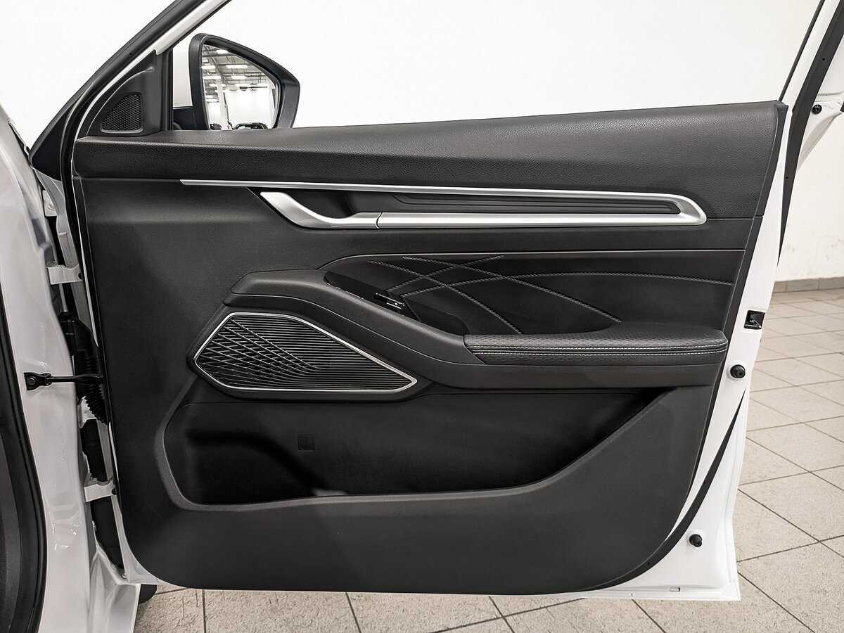 Geely Emgrand 2024 года с пробегом. Фото: #22