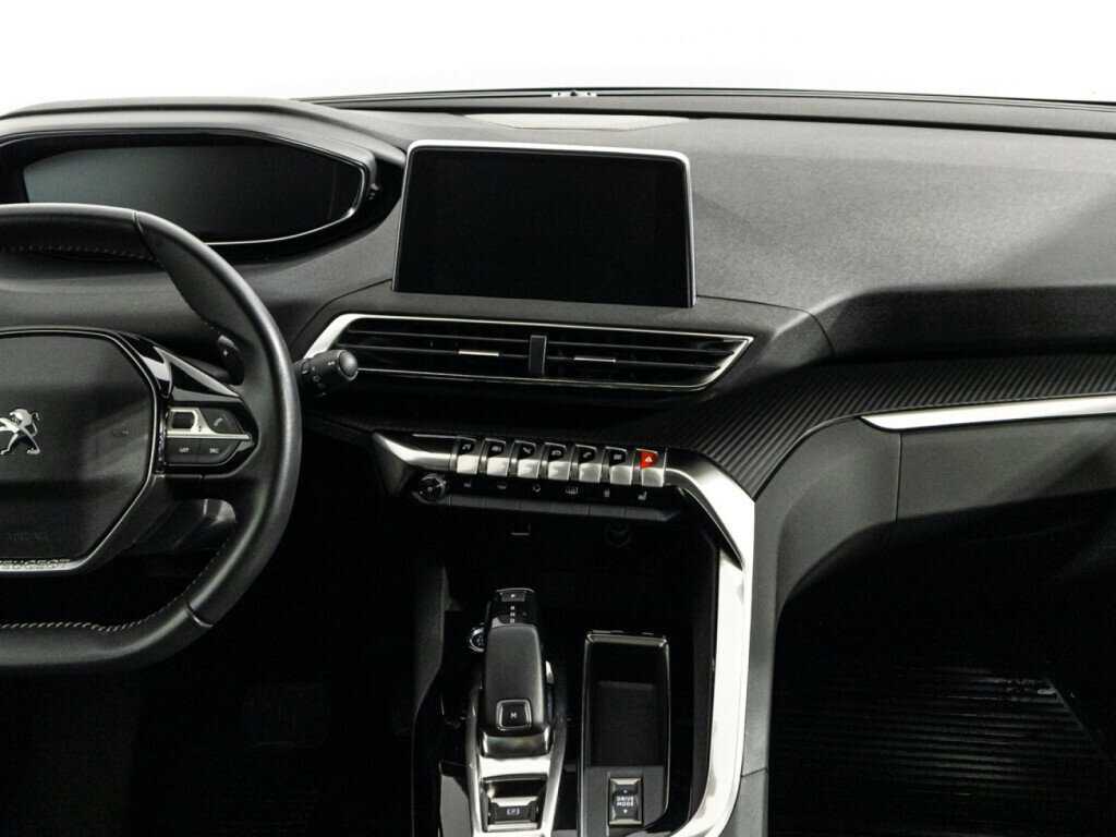 Peugeot 3008 2021 года с пробегом. Фото: #13