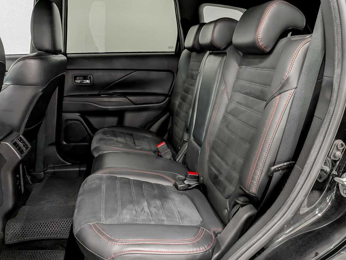 Mitsubishi Outlander 2021 года с пробегом. Фото: #11
