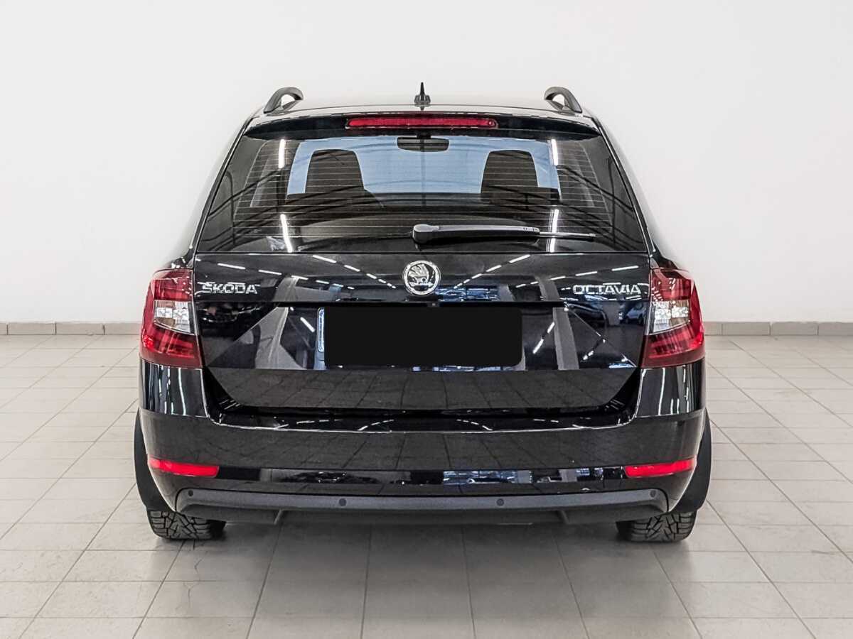 Skoda Octavia 2019 года с пробегом. Фото: #5