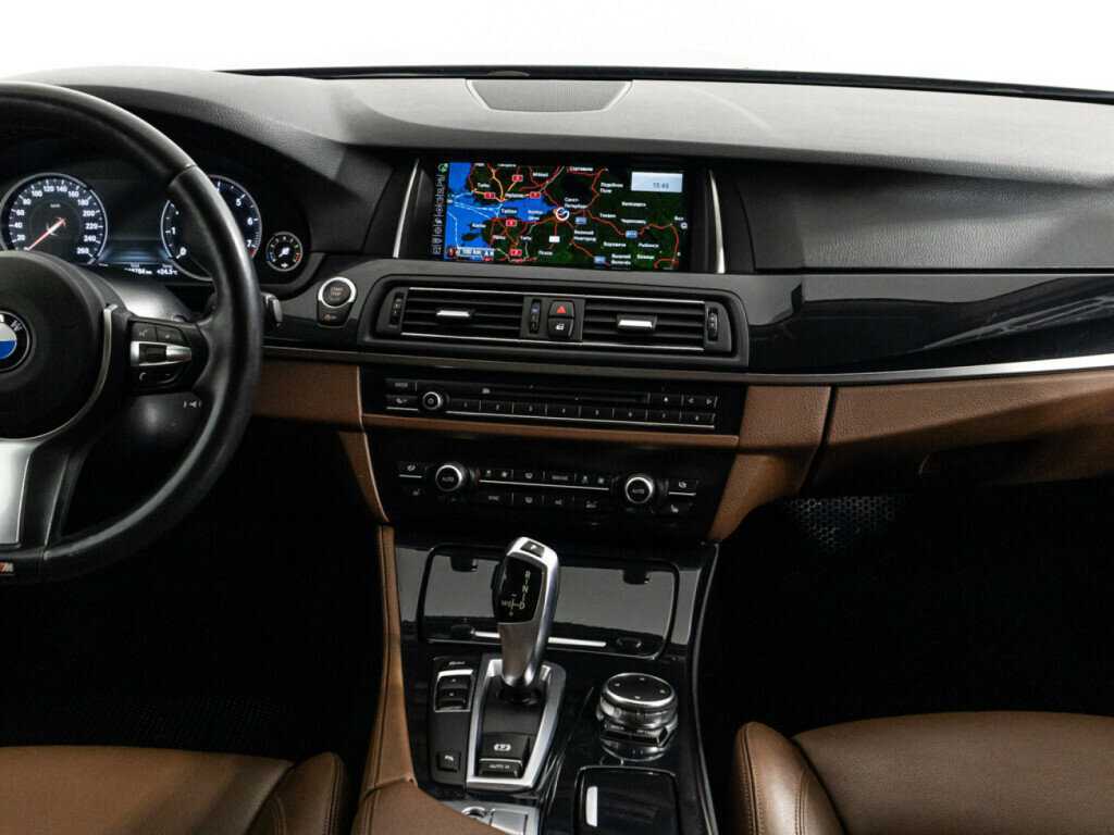 BMW 5 серии 2016 года с пробегом. Фото: #13