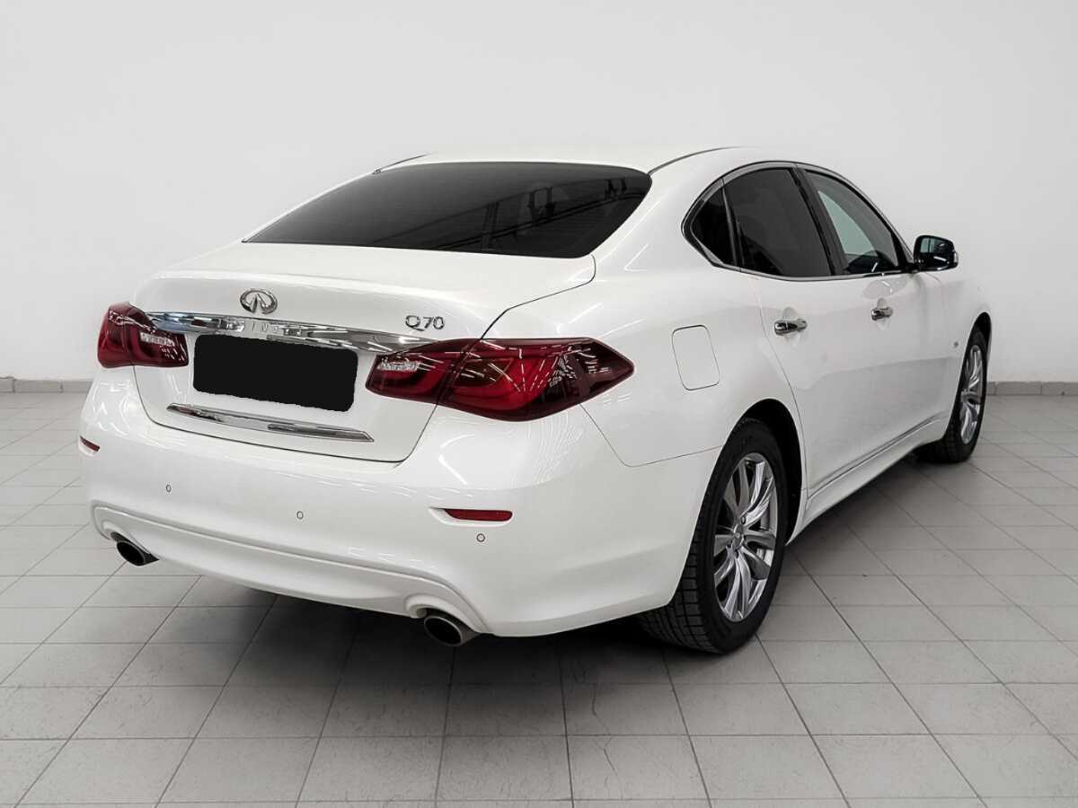 Infiniti Q70 2016 года с пробегом. Фото: #4