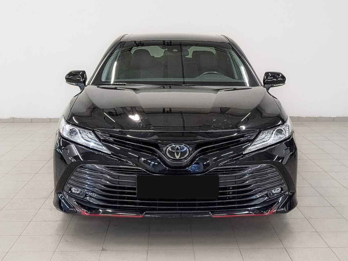 Toyota Camry 2020 года с пробегом. Фото: #1
