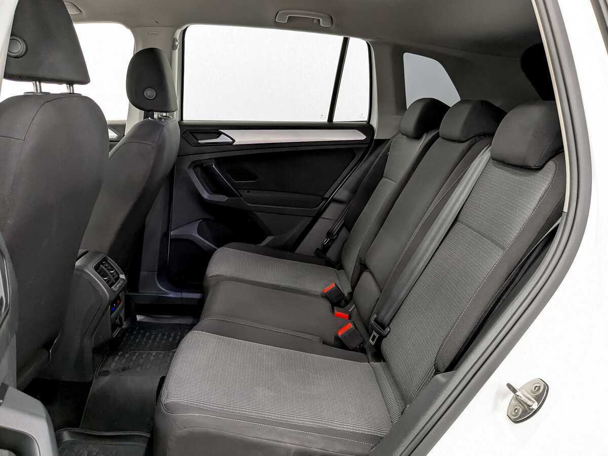 Volkswagen Tiguan 2021 года с пробегом. Фото: #11