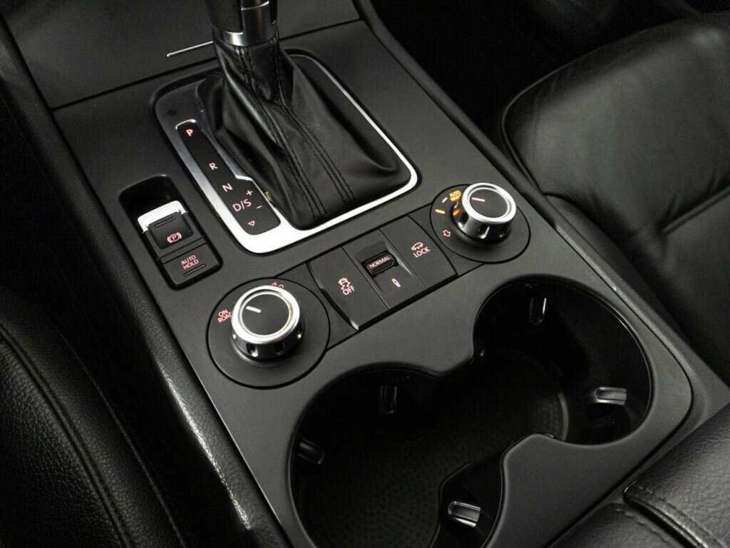 Volkswagen Touareg 2013 года с пробегом. Фото: #13