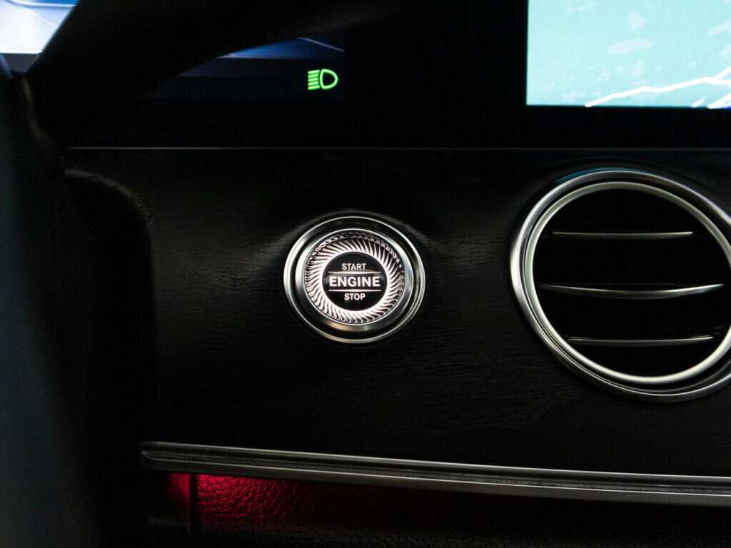 Mercedes-Benz E-Класс 2017 года с пробегом. Фото: #20