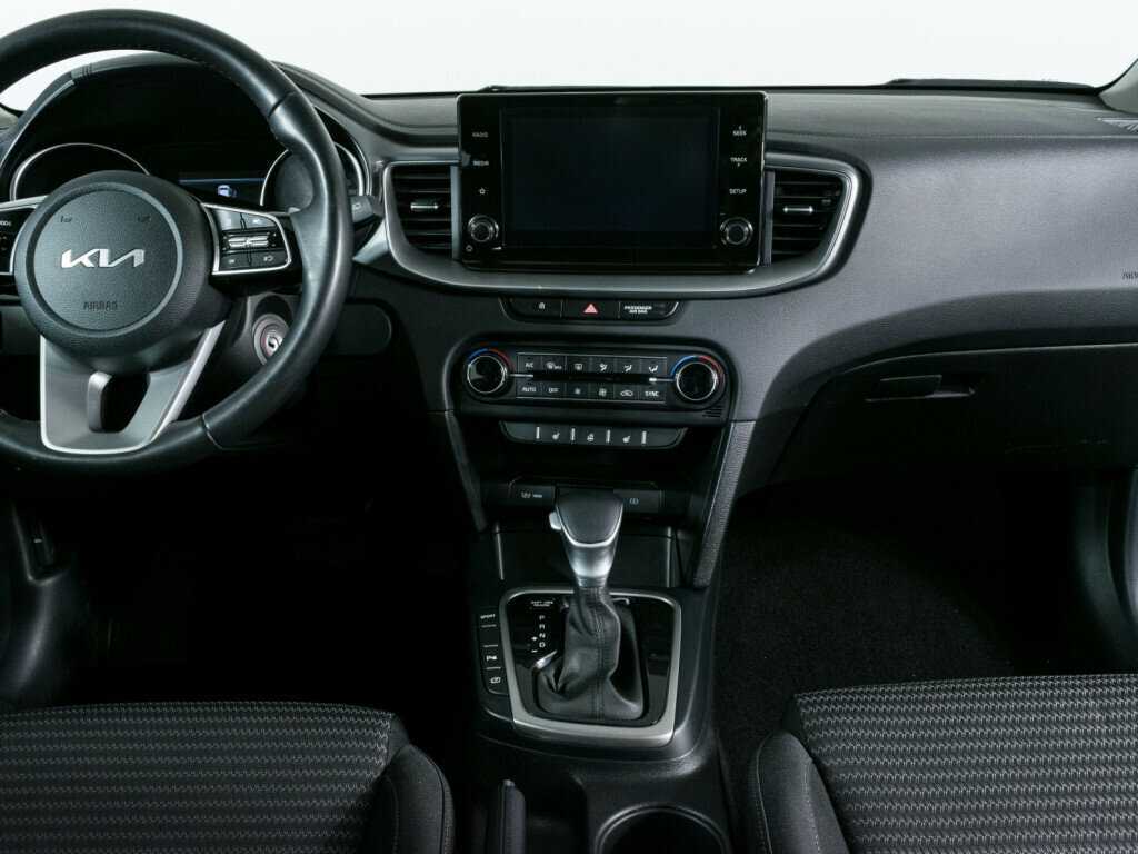 Kia Ceed 2022 года с пробегом. Фото: #8