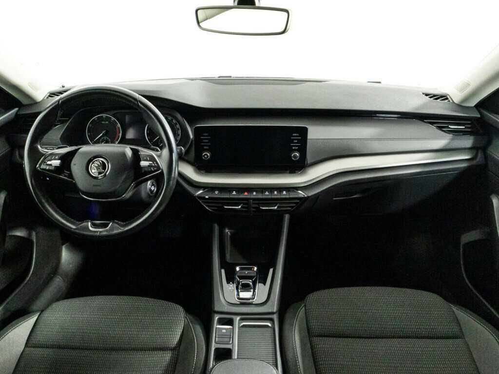 Skoda Octavia 2020 года с пробегом. Фото: #12
