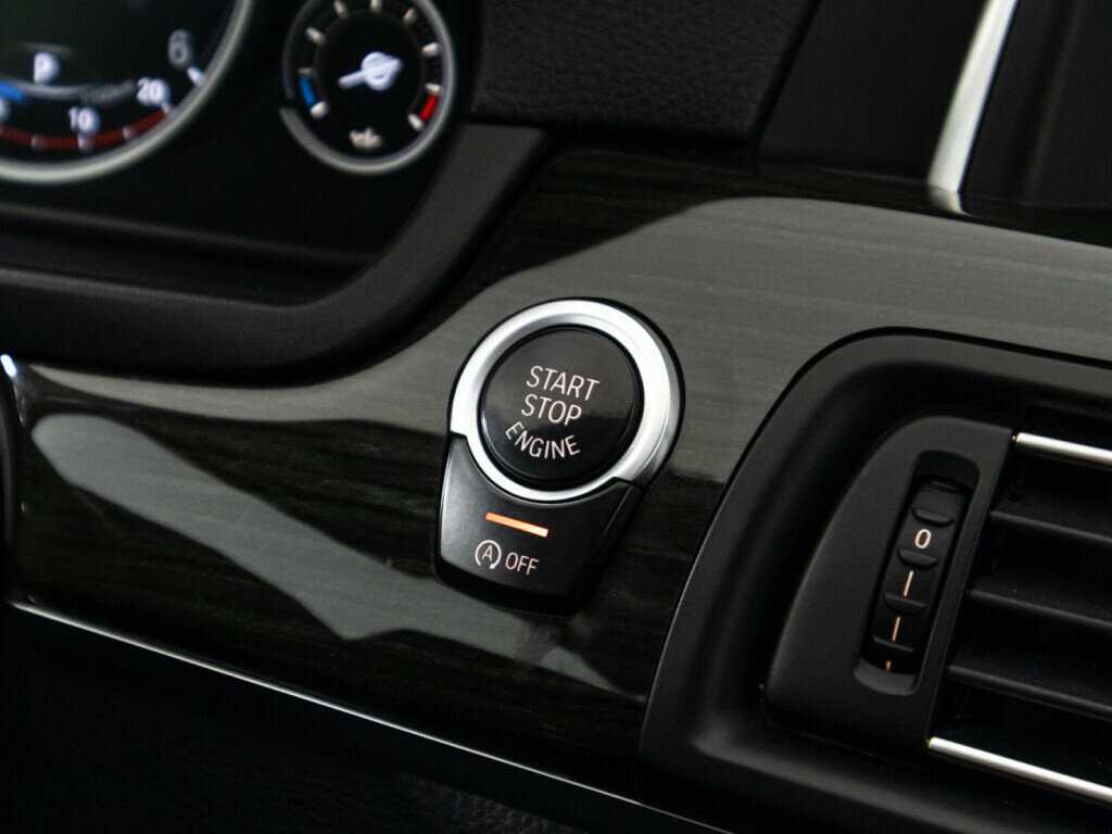 BMW 5 серии 2016 года с пробегом. Фото: #24